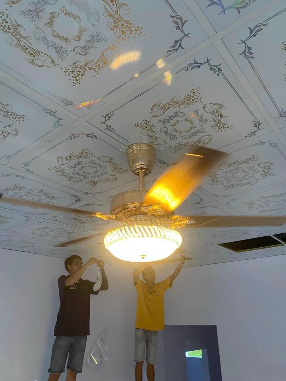 Thi công tấm nhựa 60*60 tại Đà Nẵng – Giải pháp tối ưu cho không gian của bạn