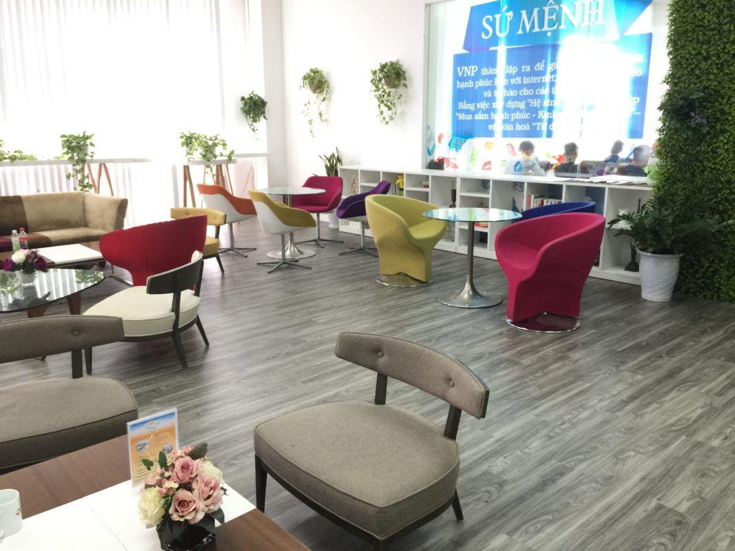 Kiến thức về việc chọn sàn nhựa cho văn phòng – Hướng Dẫn Chọn Lựa Đúng Đắn