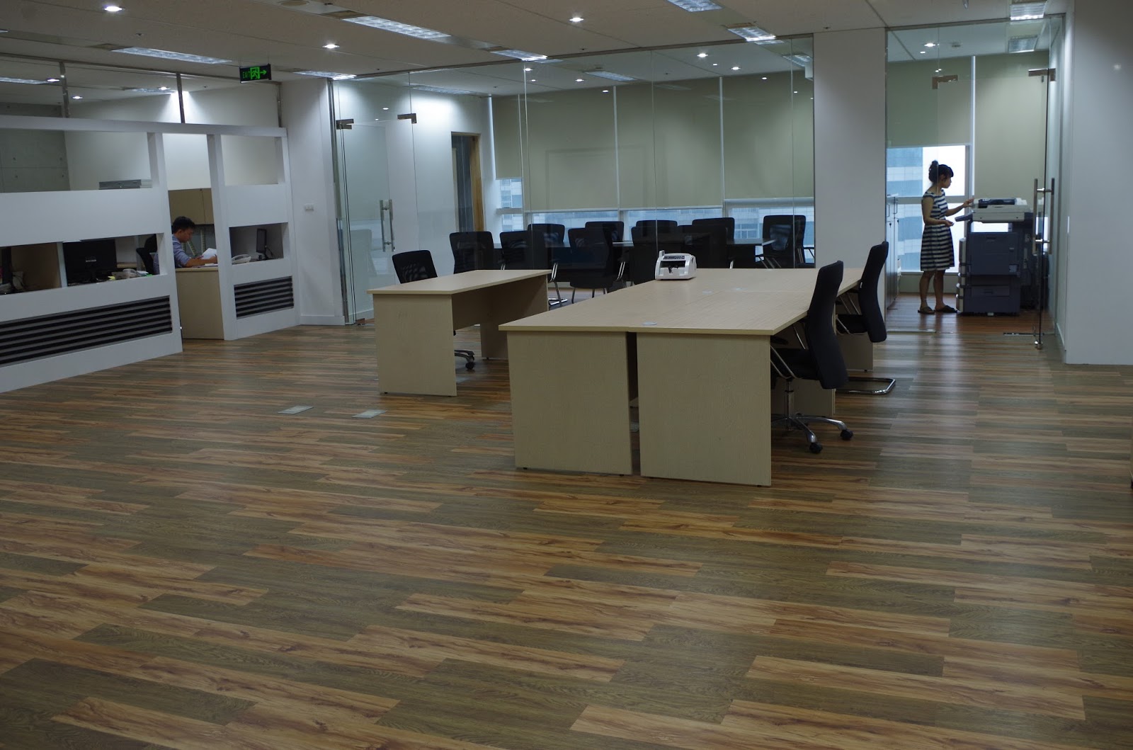 Kiến thức về việc chọn sàn nhựa cho văn phòng – Hướng Dẫn Chọn Lựa Đúng Đắn