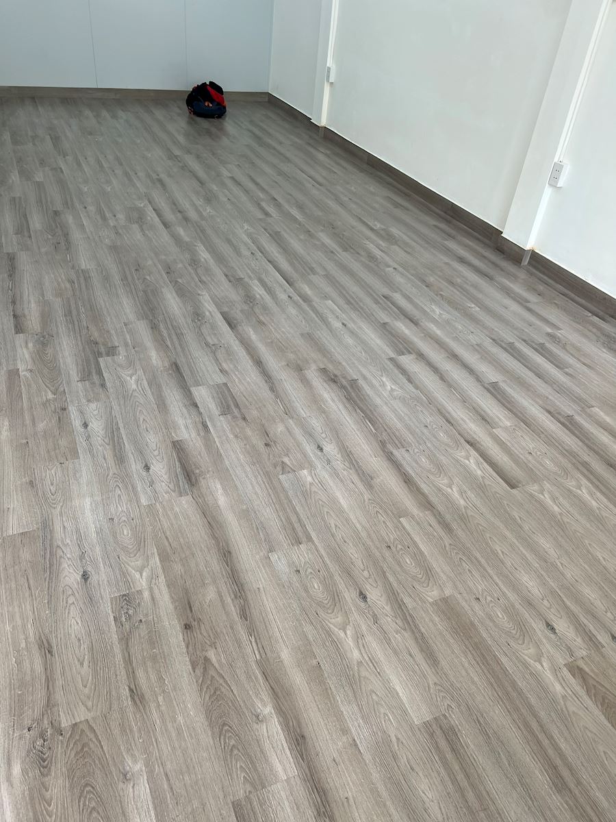5 Tiêu chuẩn thi công sàn nhựa cho khu vực bãi đỗ xe