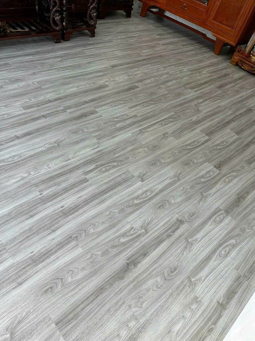 Sàn nhựa Apollo có tốt không? Khám phá ưu điểm và ứng dụng thực tế