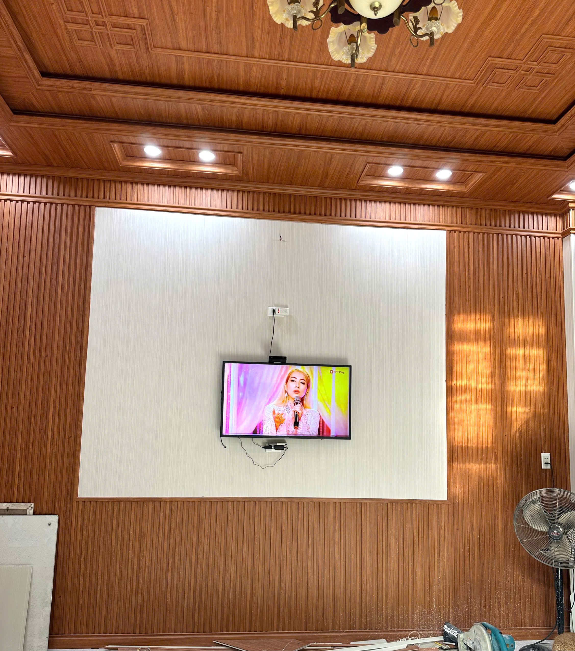 DỰ ÁN THI CÔNG TẤM ỐP NANO VÀ LÀM SÓNG Ở ĐÀ NẴNG